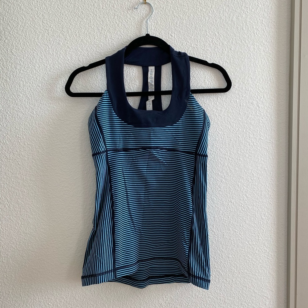 Lululemon workout tank with built in support